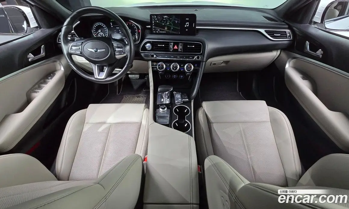 Genesis G70 2022 2.0 автомат (гидро), фото 9 Genesis G70 2022 2.0 автомат (гидро), фото 9