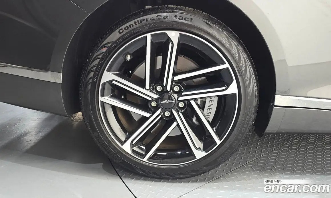 Genesis G80 2025 2.5 автомат (гидро), фото 5 Genesis G80 2025 2.5 автомат (гидро), фото 5