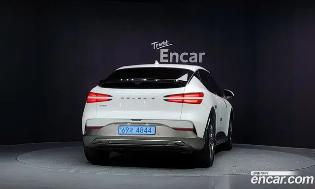 Genesis GV60 2022 0.1 автомат (гидро), миниатюра 4 Genesis GV60 2022 0.1 автомат (гидро), миниатюра 4