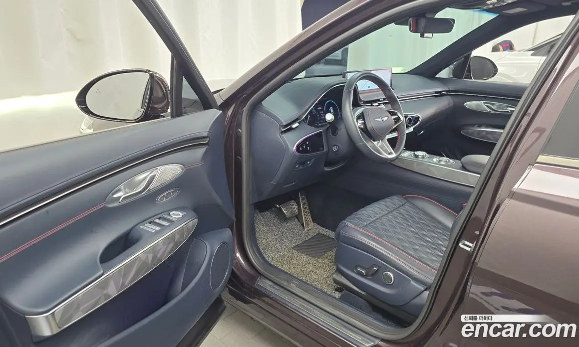 Genesis GV70 2021 2.2 автомат (гидро), фото 13 Genesis GV70 2021 2.2 автомат (гидро), фото 13