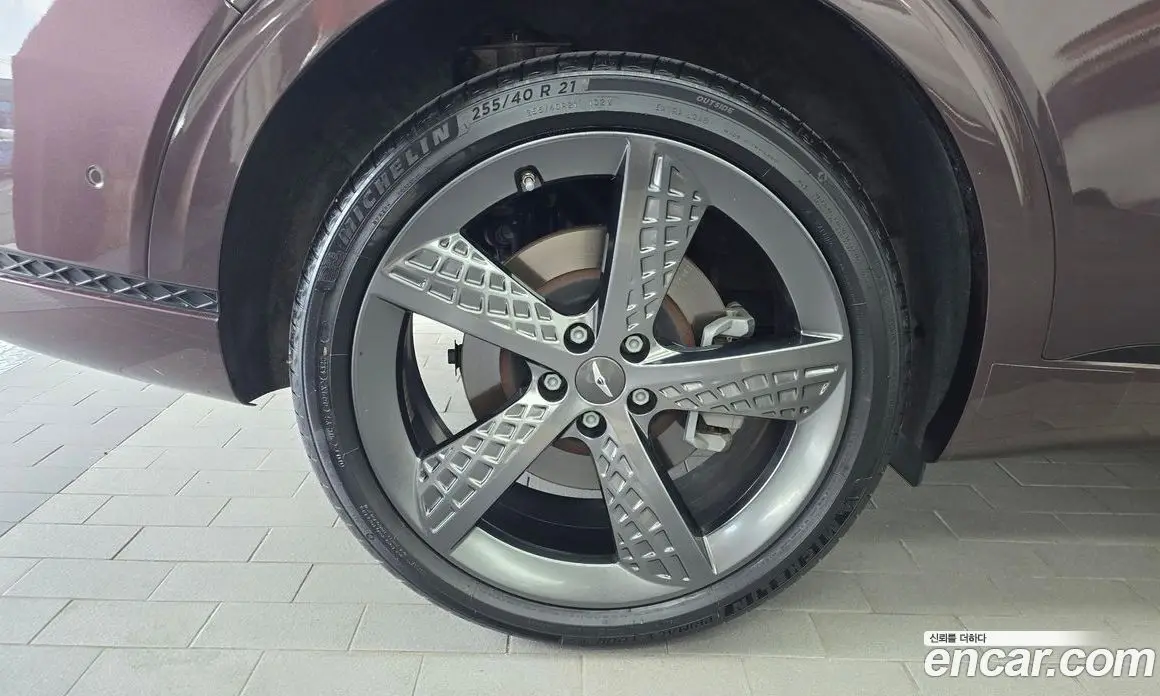 Genesis GV70 2021 2.2 автомат (гидро), фото 5 Genesis GV70 2021 2.2 автомат (гидро), фото 5