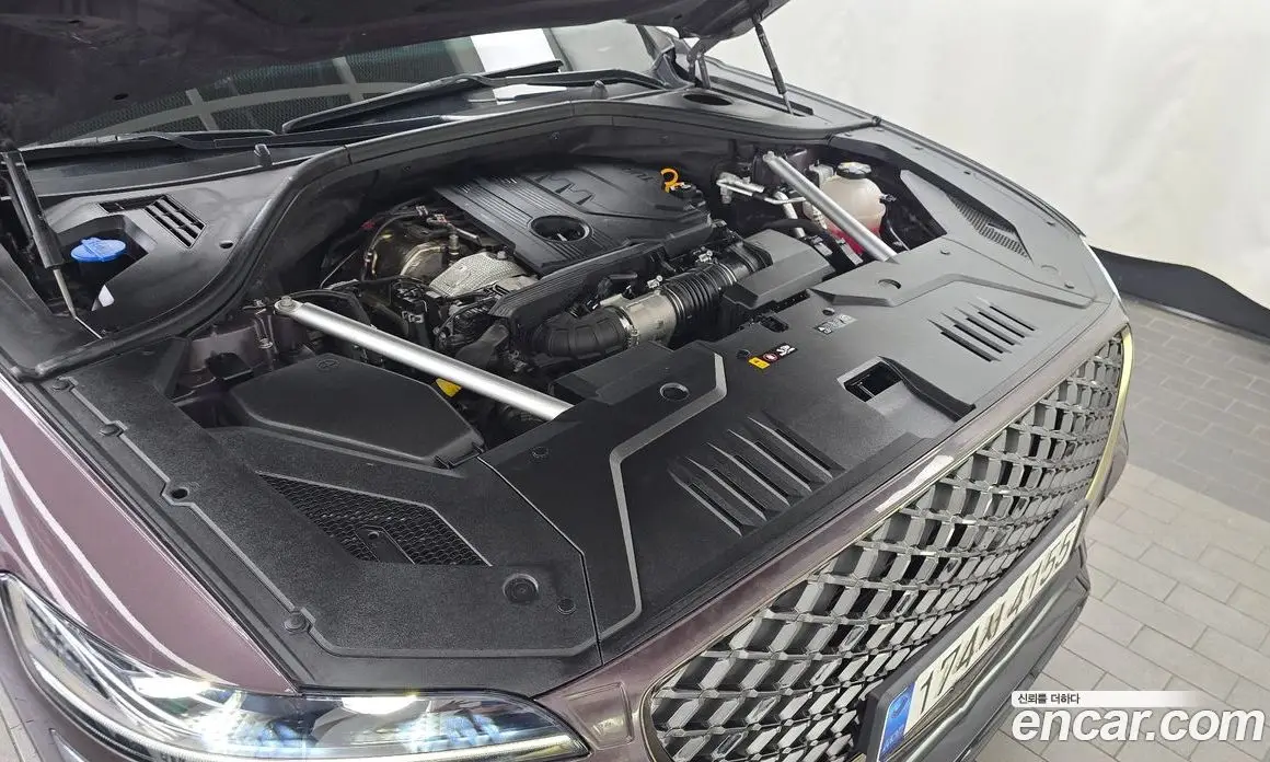 Genesis GV70 2021 2.2 автомат (гидро), фото 6 Genesis GV70 2021 2.2 автомат (гидро), фото 6