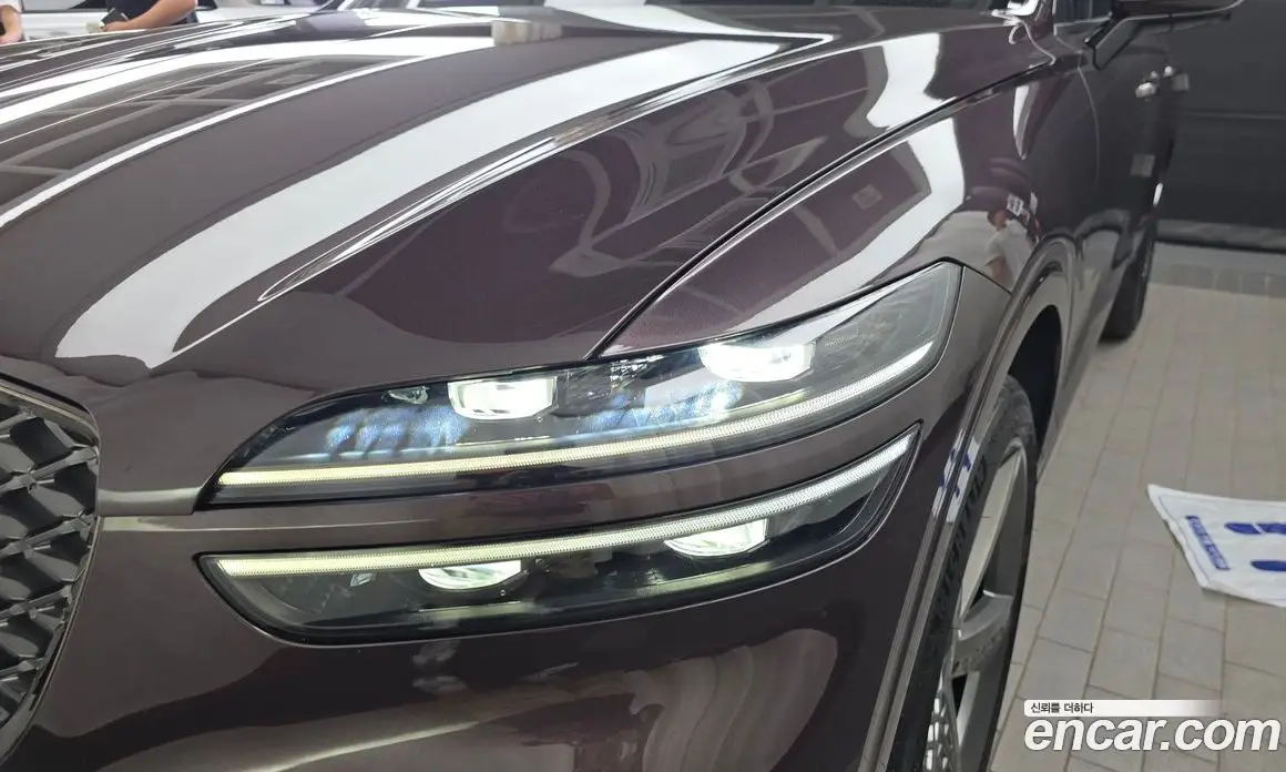 Genesis GV70 2021 2.2 автомат (гидро), фото 8 Genesis GV70 2021 2.2 автомат (гидро), фото 8