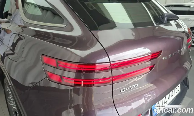 Genesis GV70 2021 2.2 автомат (гидро), миниатюра 9 Genesis GV70 2021 2.2 автомат (гидро), миниатюра 9