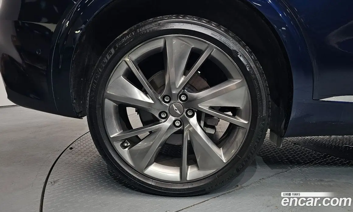 Genesis GV70 2021 2.5 автомат (гидро), фото 5 Genesis GV70 2021 2.5 автомат (гидро), фото 5