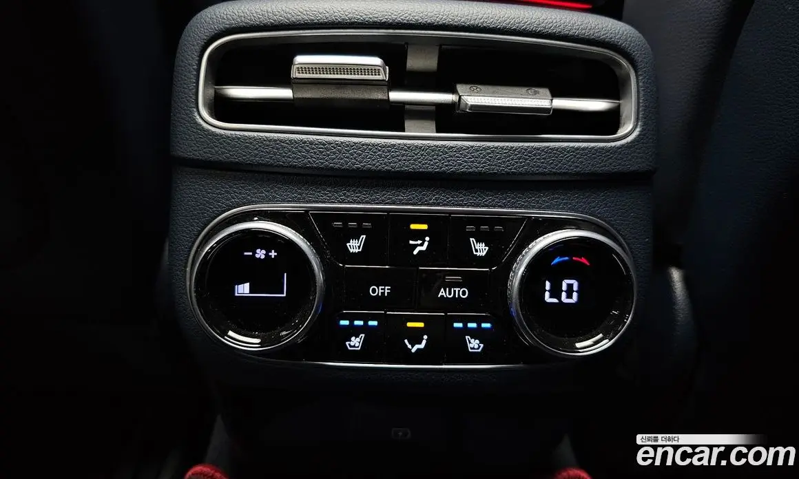 Genesis GV70 2021 2.5 автомат (гидро), фото 18 Genesis GV70 2021 2.5 автомат (гидро), фото 18