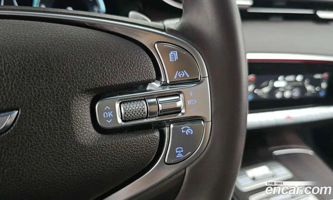 Genesis GV70 2023 2.5 автомат (гидро), фото 21 Genesis GV70 2023 2.5 автомат (гидро), фото 21