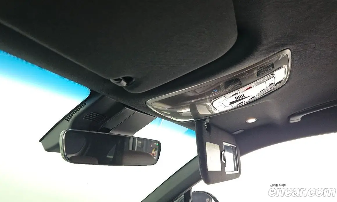 Genesis GV70 2023 2.5 автомат (гидро), фото 23 Genesis GV70 2023 2.5 автомат (гидро), фото 23