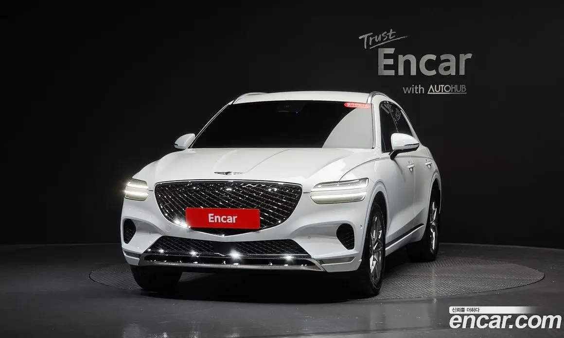 Genesis GV70 2024 2.5 автомат (гидро), фото 2 Genesis GV70 2024 2.5 автомат (гидро), фото 2