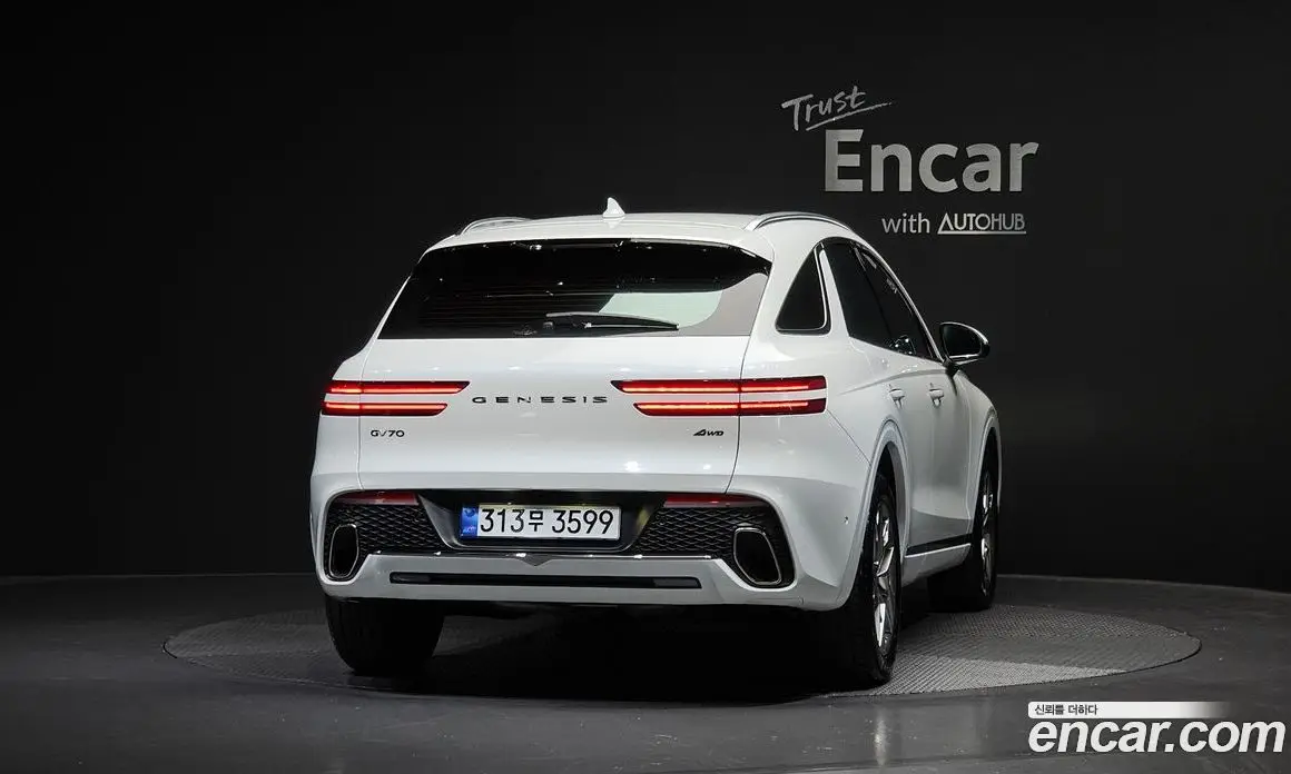 Genesis GV70 2024 2.5 автомат (гидро), фото 3 Genesis GV70 2024 2.5 автомат (гидро), фото 3