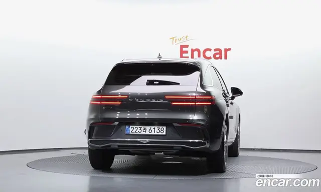 Genesis GV70 2025 2.5 автомат (гидро), миниатюра 4 Genesis GV70 2025 2.5 автомат (гидро), миниатюра 4