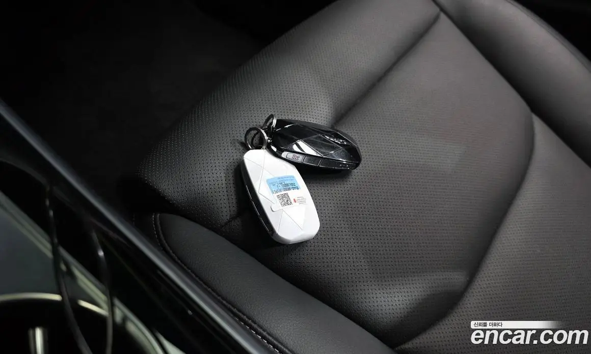 Genesis GV70 2025 2.5 автомат (гидро), фото 34 Genesis GV70 2025 2.5 автомат (гидро), фото 34