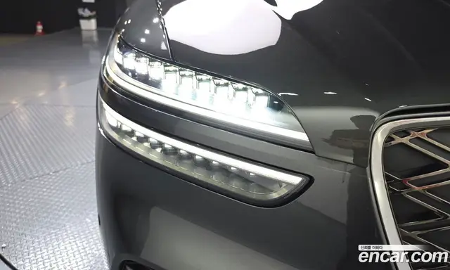 Genesis GV70 2025 2.5 автомат (гидро), миниатюра 8 Genesis GV70 2025 2.5 автомат (гидро), миниатюра 8