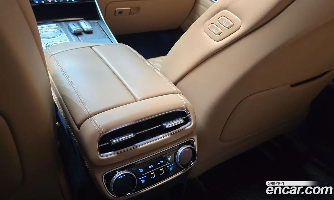 Genesis GV80 2022 2.5 автомат (гидро), фото 26 Genesis GV80 2022 2.5 автомат (гидро), фото 26