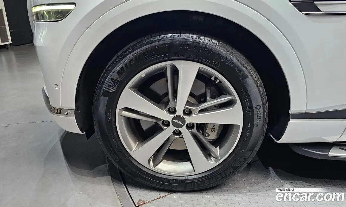 Genesis GV80 2022 2.5 автомат (гидро), фото 7 Genesis GV80 2022 2.5 автомат (гидро), фото 7