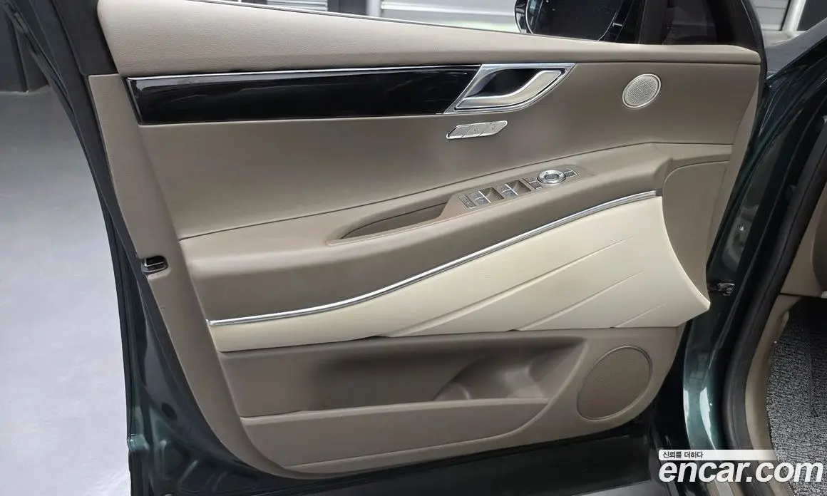 Genesis GV80 2022 2.5 автомат (гидро), фото 14 Genesis GV80 2022 2.5 автомат (гидро), фото 14