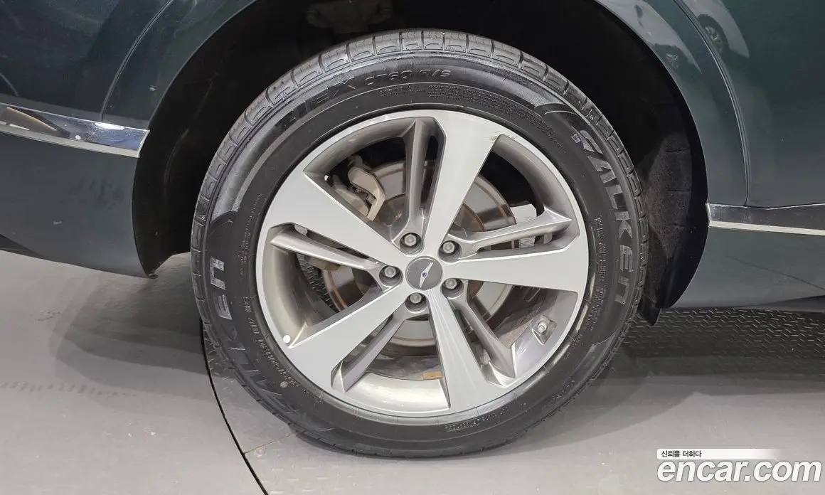 Genesis GV80 2022 2.5 автомат (гидро), фото 5 Genesis GV80 2022 2.5 автомат (гидро), фото 5