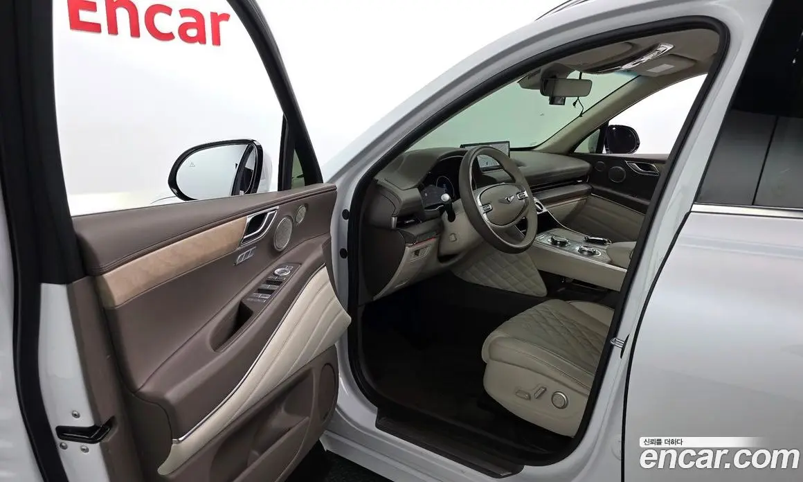 Genesis GV80 2023 2.5 автомат (гидро), фото 13 Genesis GV80 2023 2.5 автомат (гидро), фото 13
