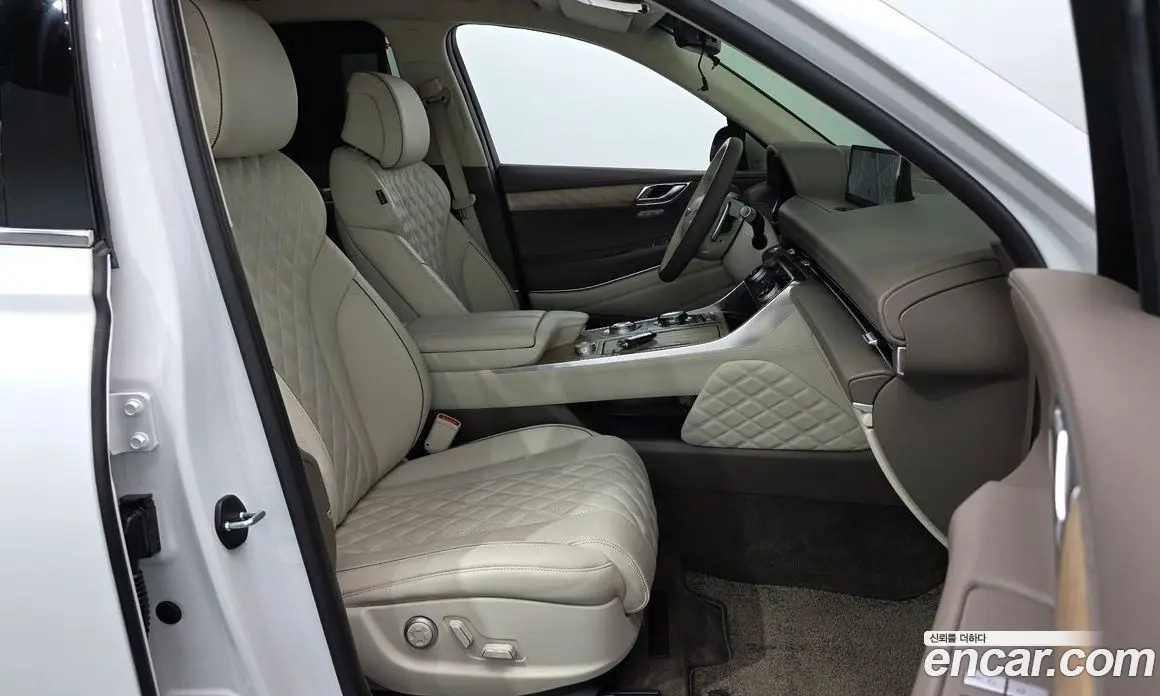 Genesis GV80 2023 2.5 автомат (гидро), фото 16 Genesis GV80 2023 2.5 автомат (гидро), фото 16