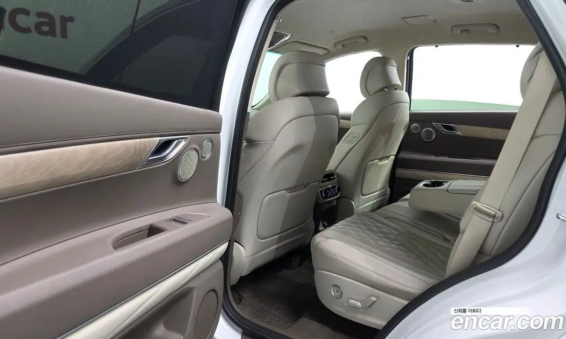 Genesis GV80 2023 2.5 автомат (гидро), фото 17 Genesis GV80 2023 2.5 автомат (гидро), фото 17
