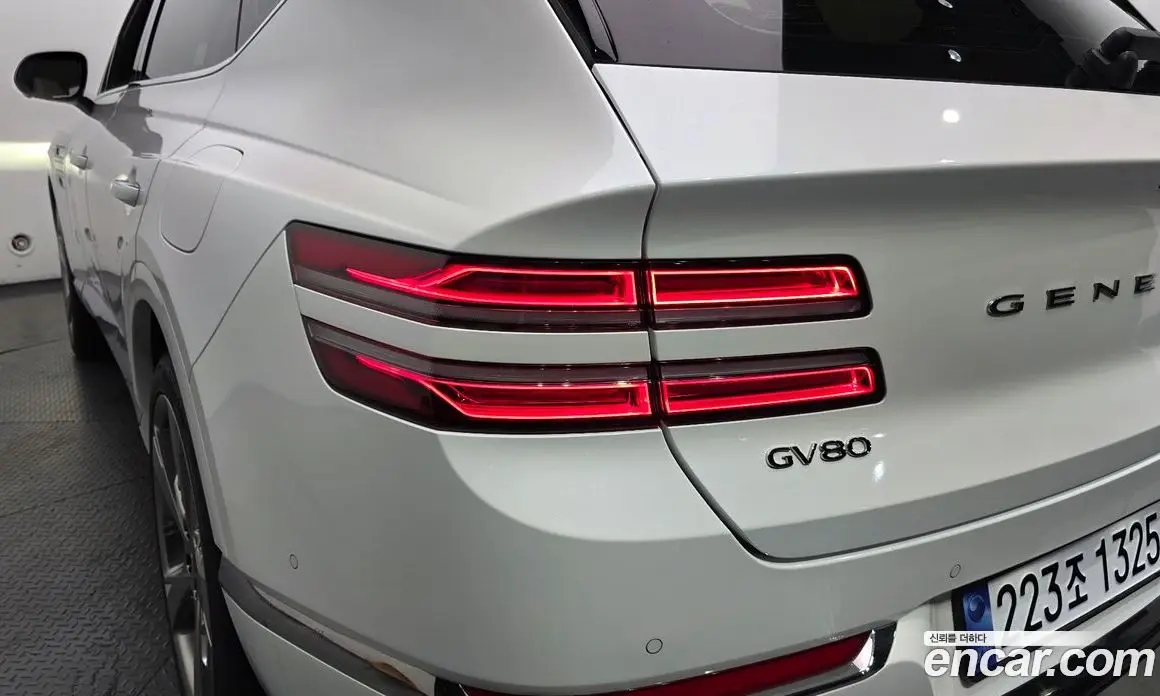 Genesis GV80 2023 2.5 автомат (гидро), фото 9 Genesis GV80 2023 2.5 автомат (гидро), фото 9
