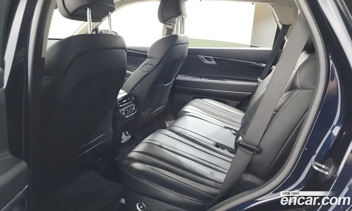 Genesis GV80 2023 2.5 автомат (гидро), фото 24 Genesis GV80 2023 2.5 автомат (гидро), фото 24
