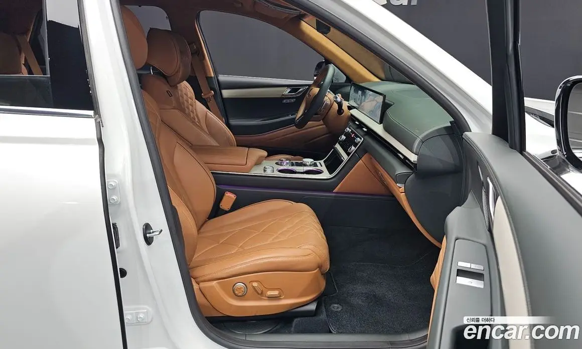 Genesis GV80 2024 2.5 автомат (гидро), фото 15 Genesis GV80 2024 2.5 автомат (гидро), фото 15