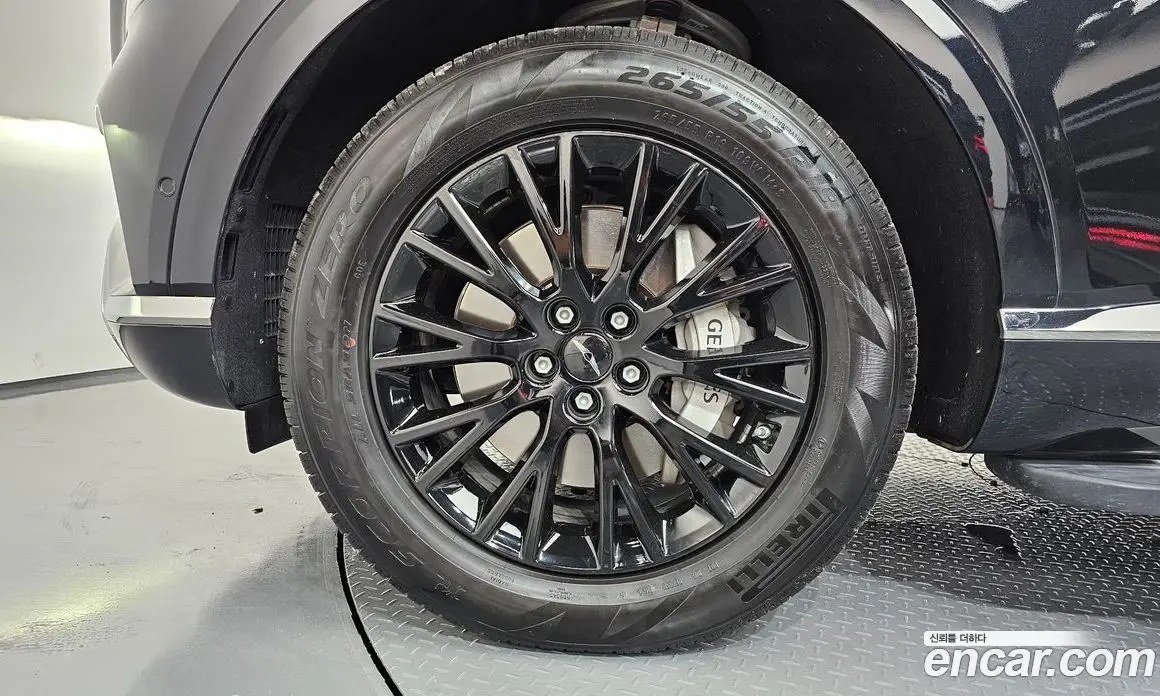 Genesis GV80 2024 2.5 автомат (гидро), фото 4 Genesis GV80 2024 2.5 автомат (гидро), фото 4