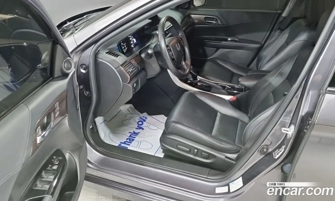 Honda Accord 2017 2.0 автомат (гидро), фото 15 Honda Accord 2017 2.0 автомат (гидро), фото 15