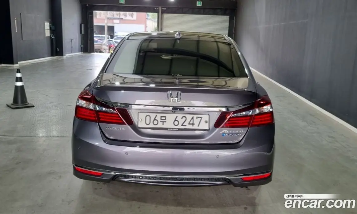 Honda Accord 2017 2.0 автомат (гидро), фото 4 Honda Accord 2017 2.0 автомат (гидро), фото 4