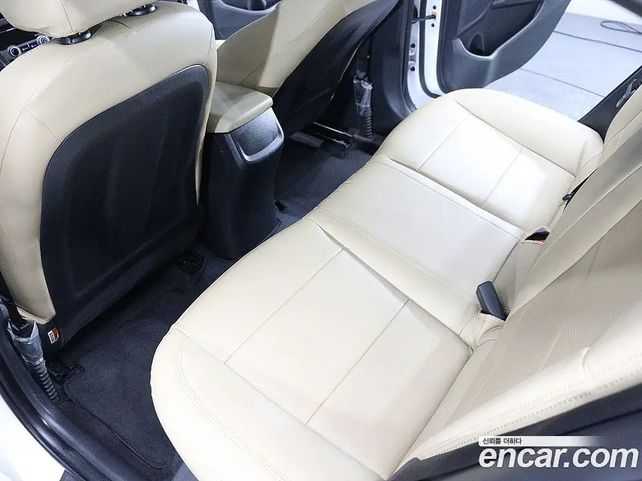 Hyundai Avante 2019 1.6 автомат (гидро), фото 16 Hyundai Avante 2019 1.6 автомат (гидро), фото 16