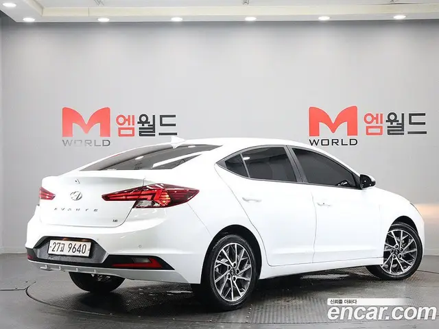 Hyundai Avante 2019 1.6 автомат (гидро), миниатюра 3 Hyundai Avante 2019 1.6 автомат (гидро), миниатюра 3
