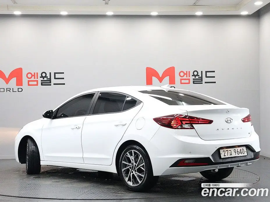 Hyundai Avante 2019 1.6 автомат (гидро), фото 4 Hyundai Avante 2019 1.6 автомат (гидро), фото 4