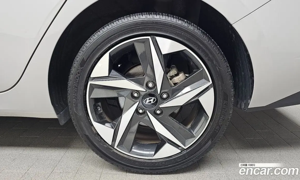 Hyundai Avante 2022 1.6 автомат (гидро), фото 6 Hyundai Avante 2022 1.6 автомат (гидро), фото 6