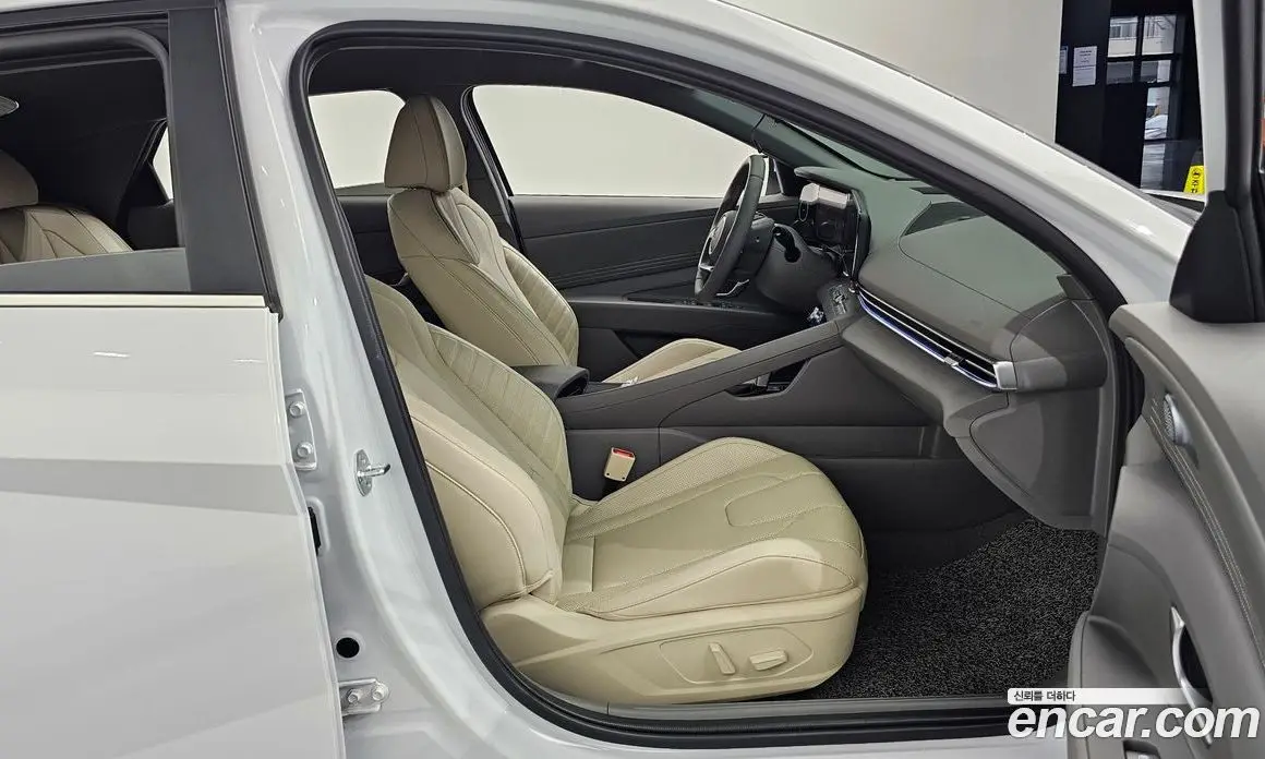 Hyundai Avante 2023 1.6 автомат (гидро), фото 11 Hyundai Avante 2023 1.6 автомат (гидро), фото 11