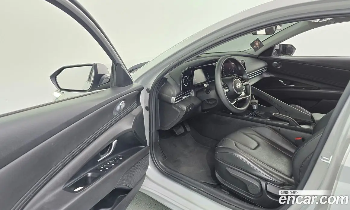 Hyundai Avante 2023 1.6 автомат (гидро), фото 13 Hyundai Avante 2023 1.6 автомат (гидро), фото 13