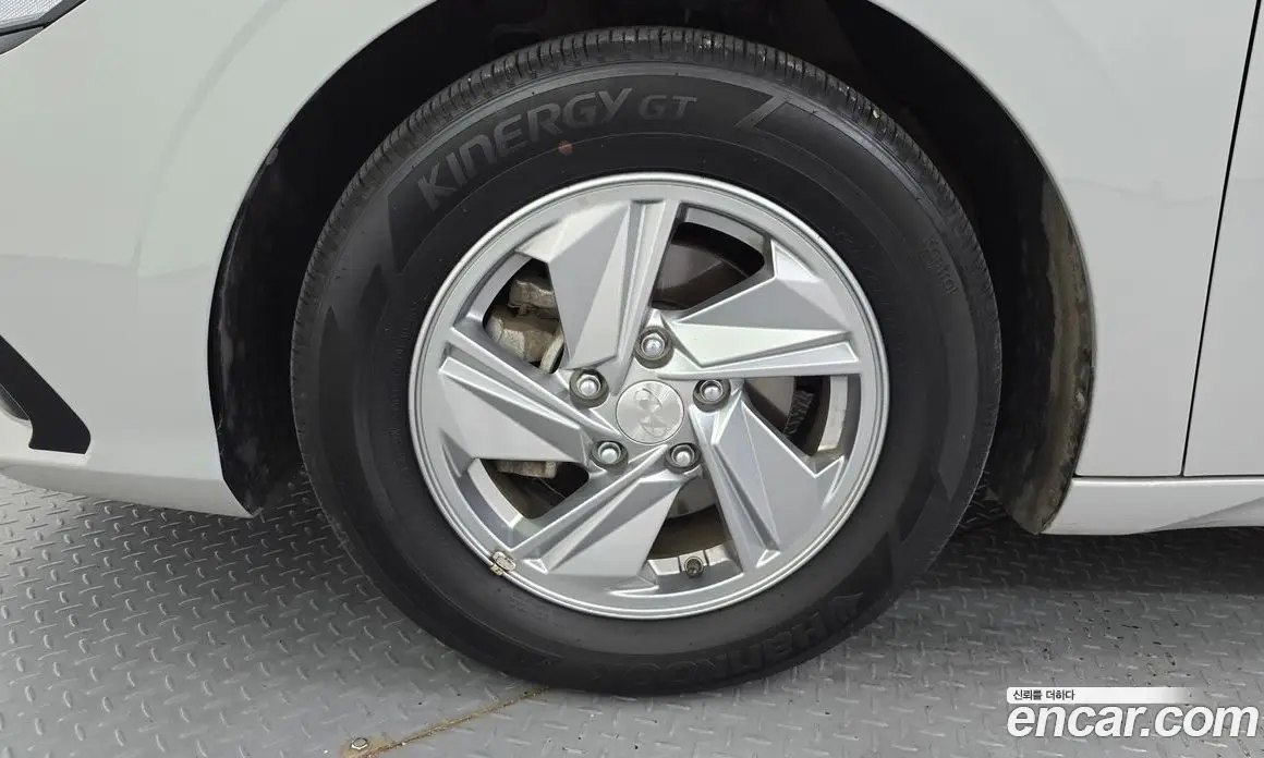 Hyundai Avante 2023 1.6 автомат (гидро), фото 5 Hyundai Avante 2023 1.6 автомат (гидро), фото 5