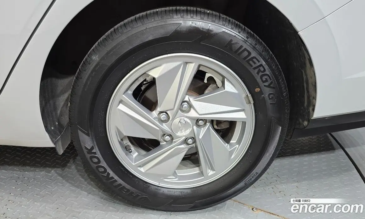 Hyundai Avante 2023 1.6 автомат (гидро), фото 7 Hyundai Avante 2023 1.6 автомат (гидро), фото 7