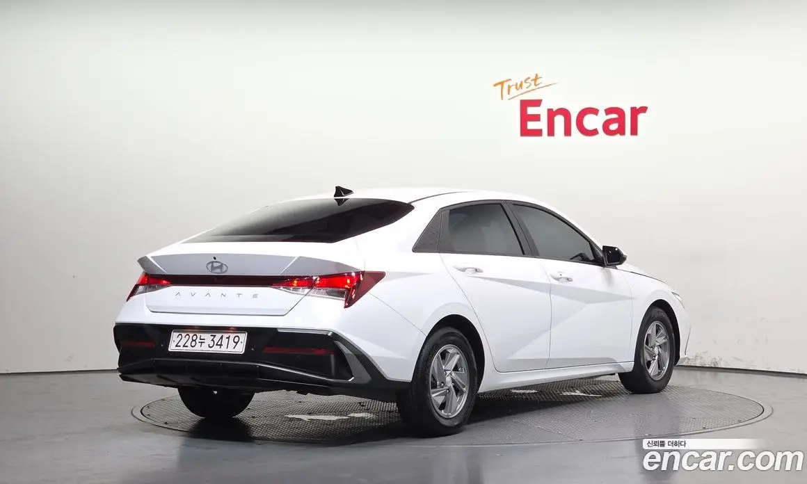 Hyundai Avante 2023 1.6 автомат (гидро), фото 2 Hyundai Avante 2023 1.6 автомат (гидро), фото 2