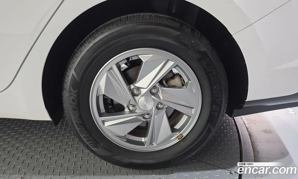 Hyundai Avante 2023 1.6 автомат (гидро), фото 7 Hyundai Avante 2023 1.6 автомат (гидро), фото 7