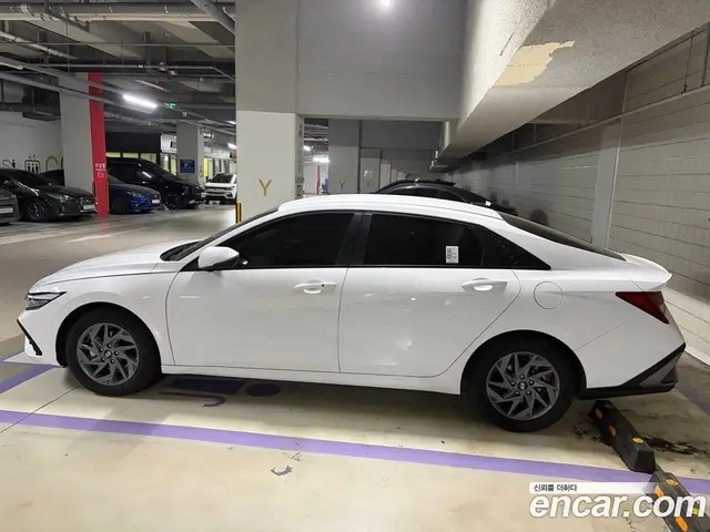 Hyundai Avante 2025 1.6 автомат (гидро), миниатюра 3 Hyundai Avante 2025 1.6 автомат (гидро), миниатюра 3