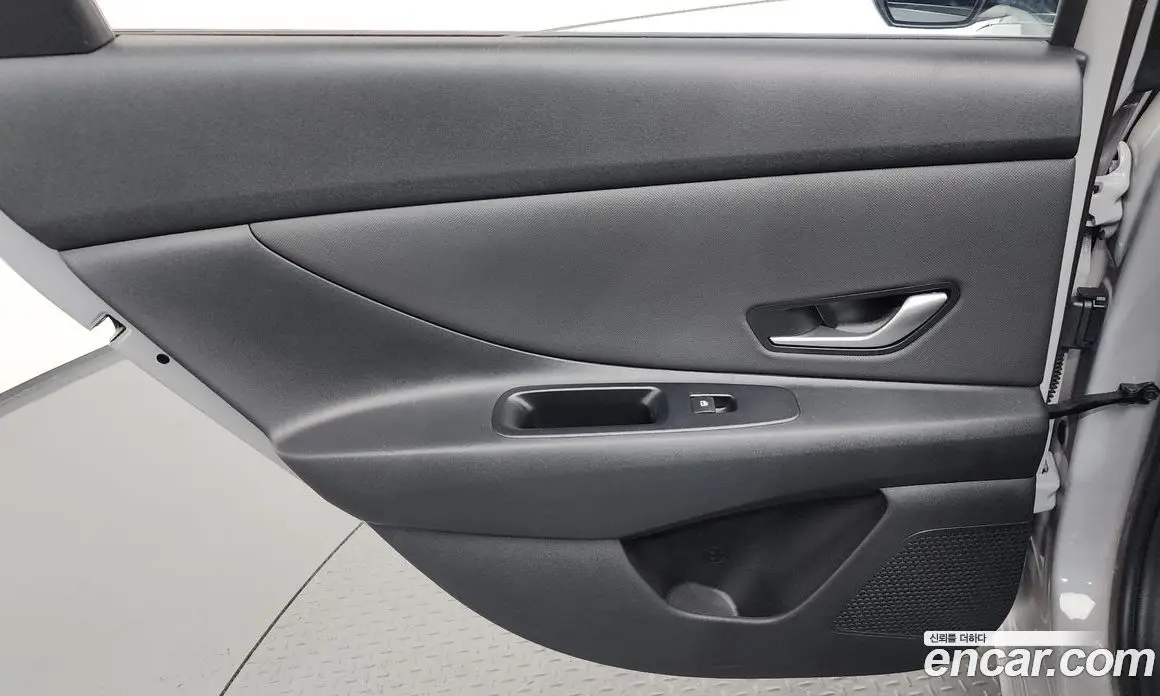 Hyundai Avante 2025 1.6 автомат (гидро), фото 15