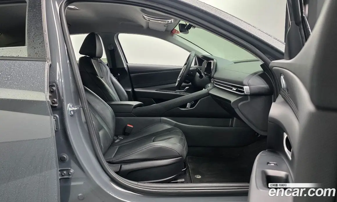 Hyundai Avante 2025 1.6 автомат (гидро), фото 11