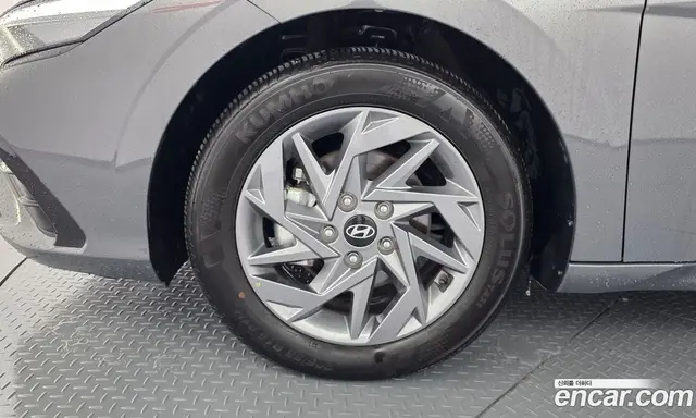 Hyundai Avante 2025 1.6 автомат (гидро), миниатюра 5