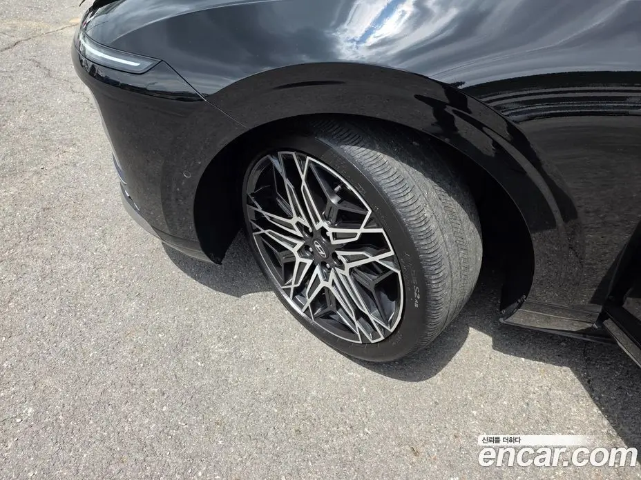 Hyundai Grandeur 2023 3.5 автомат (гидро), фото 11