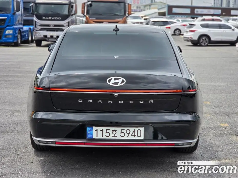 Hyundai Grandeur 2023 3.5 автомат (гидро), фото 3