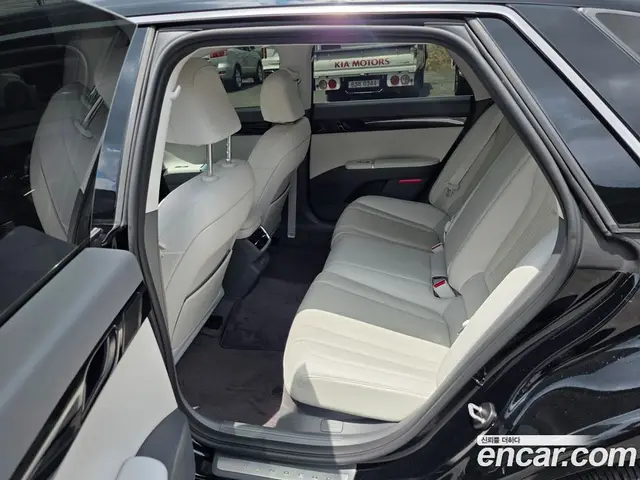 Hyundai Grandeur 2023 3.5 автомат (гидро), миниатюра 6