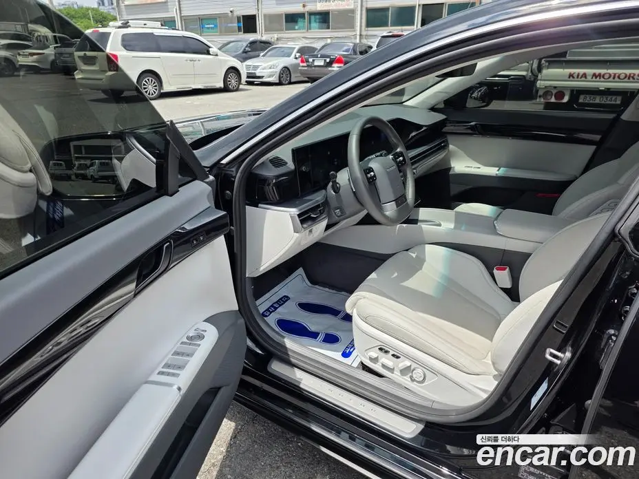 Hyundai Grandeur 2023 3.5 автомат (гидро), фото 8