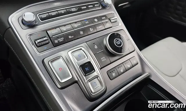 Hyundai Santa Fe 2023 1.6 автомат (гидро), миниатюра 12