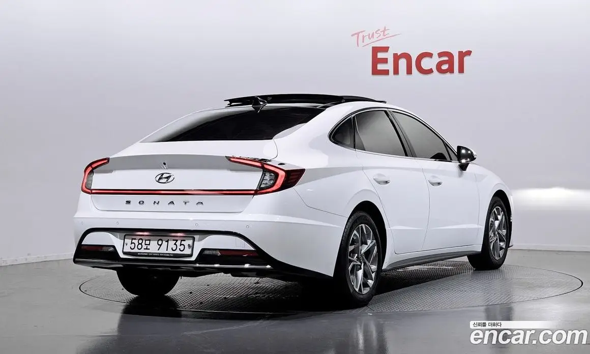 Hyundai Sonata 2019 2.0 автомат (гидро), фото 2 Hyundai Sonata 2019 2.0 автомат (гидро), фото 2